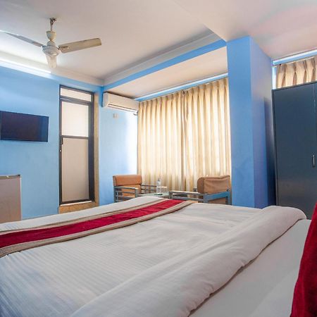 Oyo 808 Hotel Om Ganapati Pvt Ltd Kathmandu Bagian luar foto